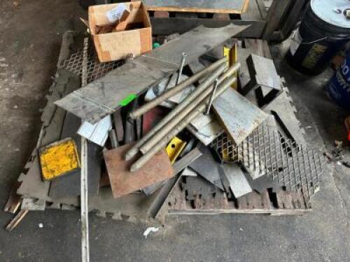 (1) PALLET AND (2) CANS OF ASSORTED METAL SCRAP.