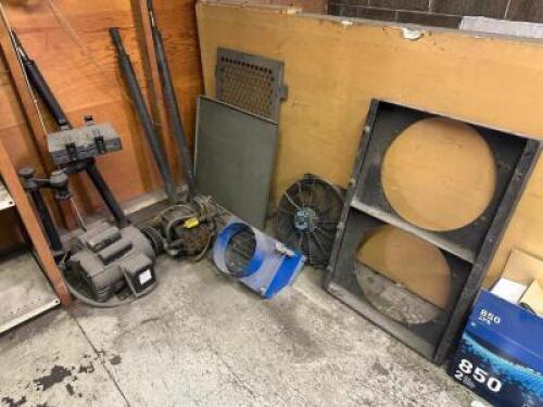 CONTENTS OF CORNER
