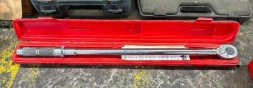 TORQUE WRENCH