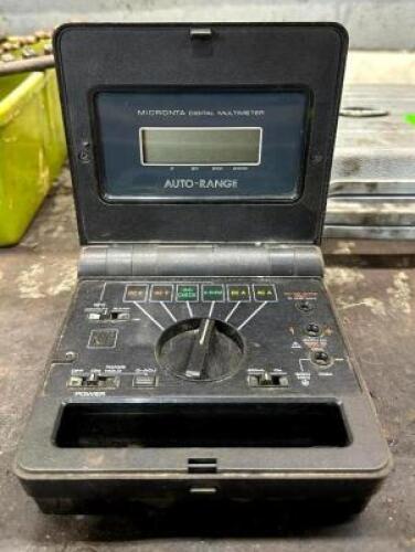 DIGITAL MULTIMETER