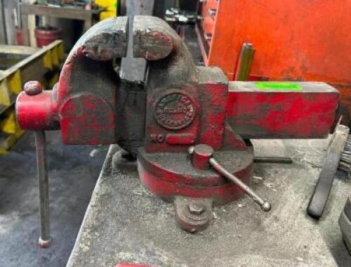 5" MOUNTED VISE