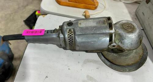 DESCRIPTION: MODEL A ELECTRIC ANGLE GRINDER BRAND/MODEL: MILLER FALLS INFORMATION: NEEDS NEW CORD LOCATION: BACK WAREHOUSE QTY: 1