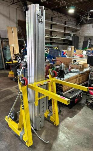 DESCRIPTION: 18" CONTRACTOR LIFT (650 LB.) BRAND/MODEL: SUMNER 2118 INFORMATION: RETAILS NEW FOR $4,499.00 LOCATION: WAREHOUSE QTY: 1