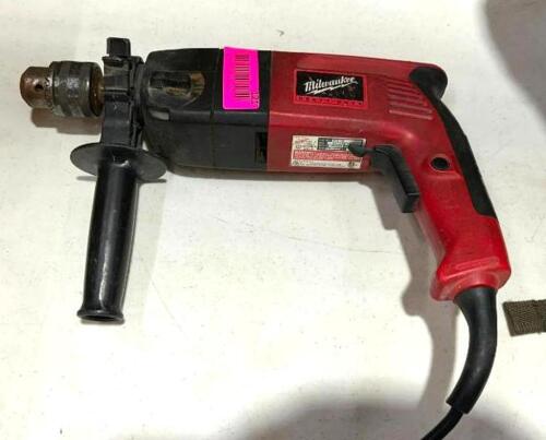 DESCRIPTION: 1/2" ELECTRIC HAMMER DRILL BRAND/MODEL: MILWAUKEE 5378-20 LOCATION: WAREHOUSE QTY: 1