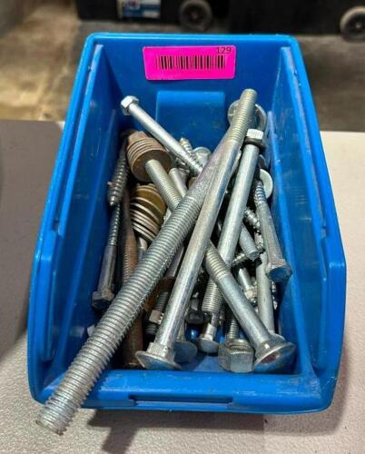 DESCRIPTION: ASSORTED HARDWARE AS SHOWN LOCATION: WAREHOUSE QTY: 1
