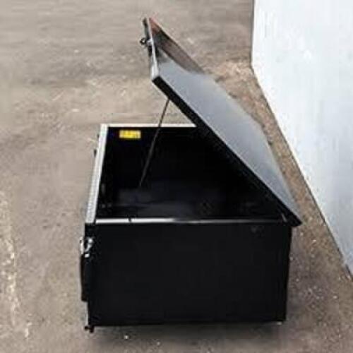 DESCRIPTION: (1) PARTS WASHING SINK INFORMATION: SOME ASSEMBLY REQUIRED, BLACK, STEEL RETAIL$: $1073.00 EA QTY: 1