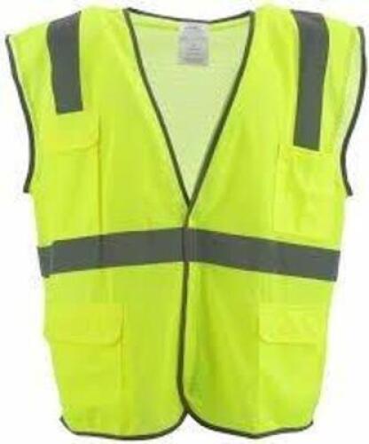 DESCRIPTION: (1) CASE OF (50) TRAFFIC VEST BRAND/MODEL: CONDOR #491R94A INFORMATION: YELLOW SIZE: ONE SIZE FITS ALL RETAIL$: $8.00 A VEST QTY: 1