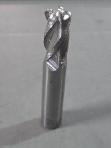 DESCRIPTION: (1) SOLID CARBIDE CORNER RADIUS END MILL BRAND/MODEL: HTC 350-4500 SIZE: 1/2" 1" LOC 0.90" RAD RETAIL$: $52.47 QTY: 1