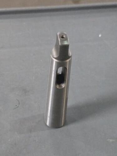 DESCRIPTION: (1) STANDARD REDUCING SLEEVE BRAND/MODEL: JACOBS 67597492 SIZE: MT1 INSIDE MT2 OUTSIDE RETAIL$: $20.10 QTY: 1