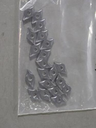 DESCRIPTION: (20) CARBIDE TURNING INSERTS BRAND/MODEL: SUMITOMO DNGG 432ESU RETAIL$: $280.60 QTY: 20