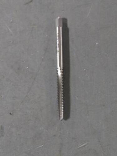 DESCRIPTION: (5)HSS STRAIGHT FLUTE TAPS BRAND/MODEL: HERTEL 02384881 SIZE: #6-32 UNC QTY: 5