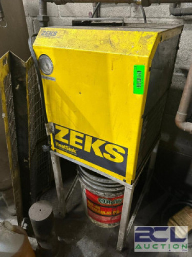 ZEKS HEAT SINK AIR DRYER.