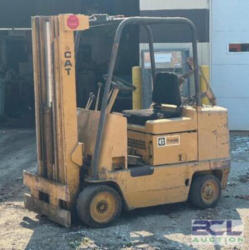 CATERPILLAR TYPE G PROPANE FORK LIFT.