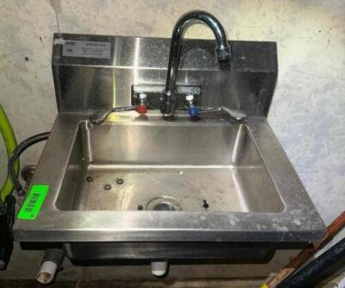 WALL MOUNTED STAINLESS HAND SINKS