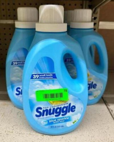(7) BOTTLES OF BLUE SPARKLE FABRIC SOFTENER