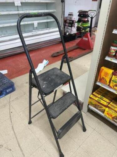 THREE STEP FOLDING STEP STOOL