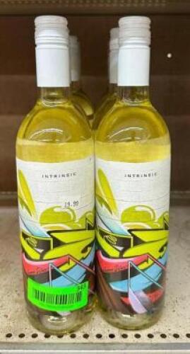 (8) BOTTLES OF SAUVIGNON BLANC