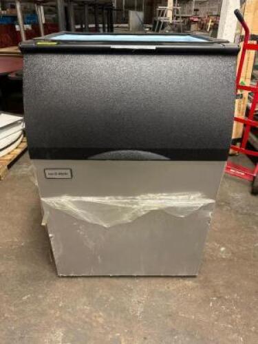 ICE O MATIC 500 LB. ICE STORAGE BIN ( NEW )