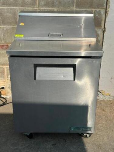 TRUE 27" SANDWICH PREP COOLER.