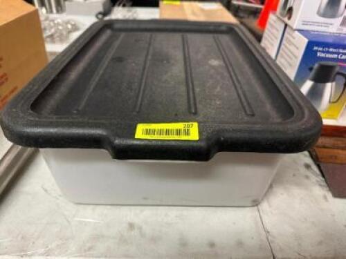 BUS TUB WITH LID.