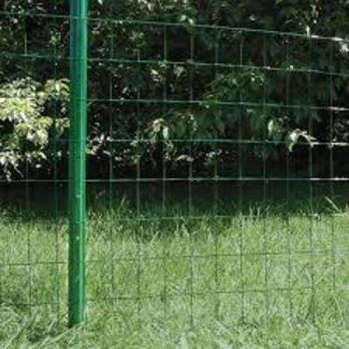 DESCRIPTION: (10) FENCE FRAME BRACES INFORMATION: GREEN, METAL, SEE INSPECTION QTY: 10