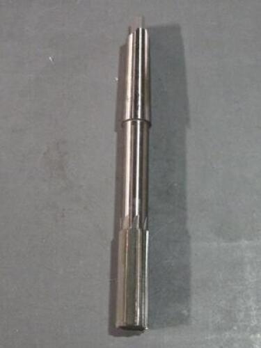 DESCRIPTION: (1) HSS CHUCKING REAMER BRAND/MODEL: WESTWARD 13H775 SIZE: 15/16" RETAIL$: $106.44 QTY: 1