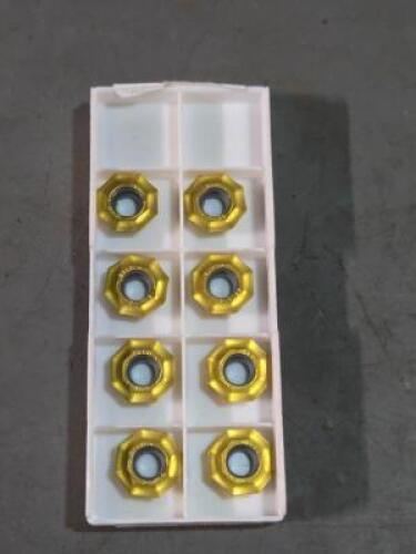 DESCRIPTION: (8) CARBIDE MILLING INSERTS BRAND/MODEL: SECO OFEX05T305TN-M08 RETAIL$: $225.60 QTY: 8