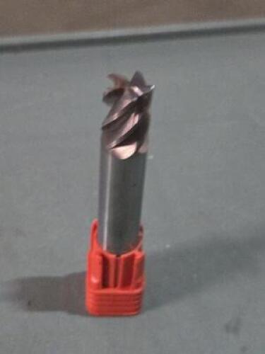 DESCRIPTION: (1) SOLID CARBIDE CORNER RADIUS STUB END MILL BRAND/MODEL: FULLERTON 37629 SIZE: 1/2" DIA RETAIL$: $173.98 QTY: 1