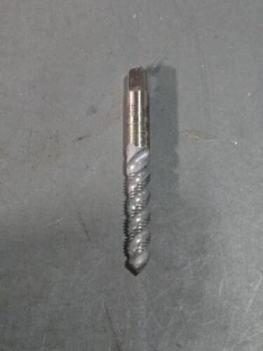 DESCRIPTION: (12) HSS SPIRAL FLUTE BOTTOMING TAP BRAND/MODEL: BESLY 17055 SIZE: 5/16-24 NF RETAIL$: $254.76 QTY: 12
