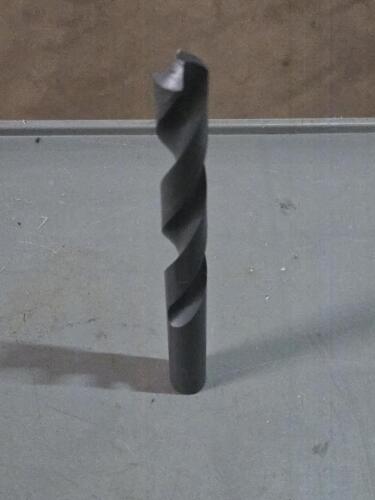 DESCRIPTION: (2) HSS BLACK OXIDE JOBBER DRILL BITS BRAND/MODEL: UNKNOWN D/AN9/16 SIZE: 9/16" RETAIL$: $91.64 QTY: 2