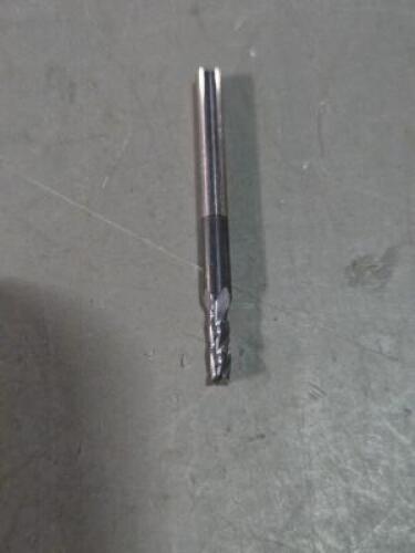 DESCRIPTION: (1) SOLID CARBIDE SQ END MILL BRAND/MODEL: ACCUPRO 62776240 SIZE: 3//32" DIA 1/8" SD RETAIL$: $184.38 QTY: 1