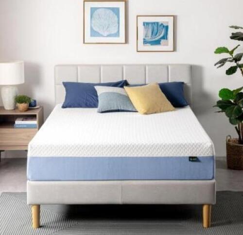 DESCRIPTION: (1) TIGHT TOP MEMORY FOAM MATTRESS BRAND/MODEL: ZINUS/CLE-12Q RETAIL$: $240.69 SIZE: 12" THICK, QUEEN QTY: 1