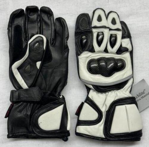 PREMIUM RACING GLOVES