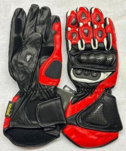 PREMIUM RACING GLOVES