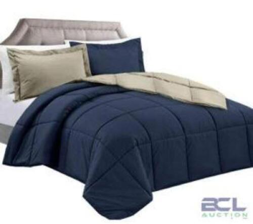 DOUBLE FILL QUEEN REVERSIBLE COMFORTER NAVY/GREY