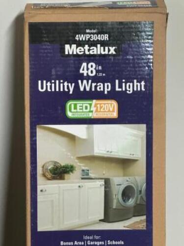 48" UTILITY WRAP LIGHT