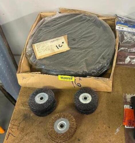ASSORTED GRINDING DISCS