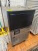 BERG BIM-120H 120 LB. HALF DICE AIR COOLED ICE MACHINE. - 2