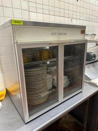 ALTO SHAAM COUNTER TOP MERCHANDISER WARMER.