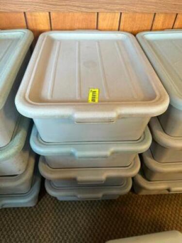 (4) PLASTIC BUS TUBS W/ LIDS.
