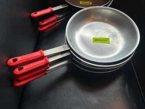 (4) 10" SKILLETS