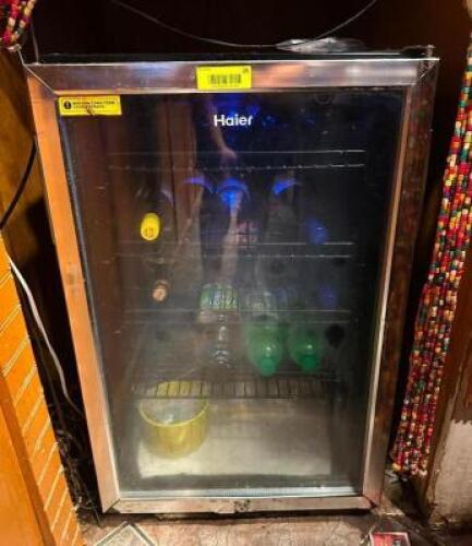 GLASS DOOR BEVERAGE COOLER