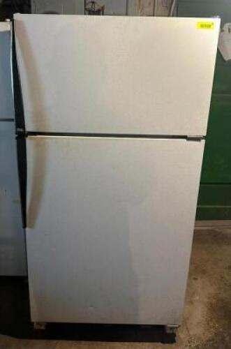 RESIDENTIAL TOP FREEZER REFRIGERATOR