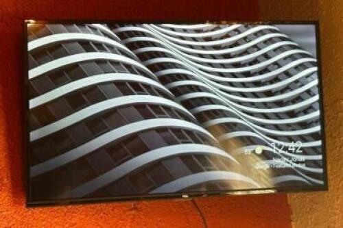 40" HD SMART TV