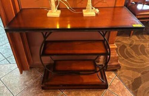 3-TIER WOODEN HALLWAY TABLE