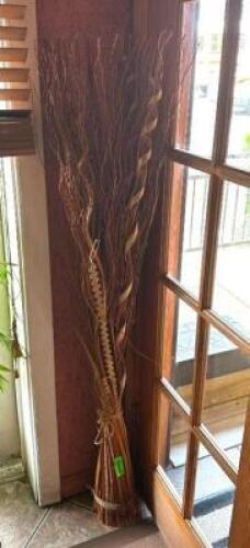 DECORATIVE FAUX PLANT