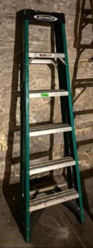 6' FIBERGLASS STEP LADDER
