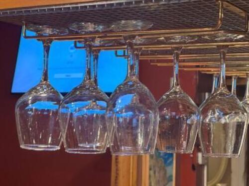 (7) - WINE GLASSES