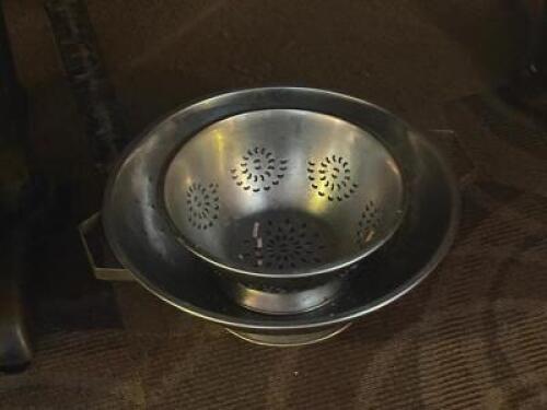 (2) - STAINLESS COLANDERS