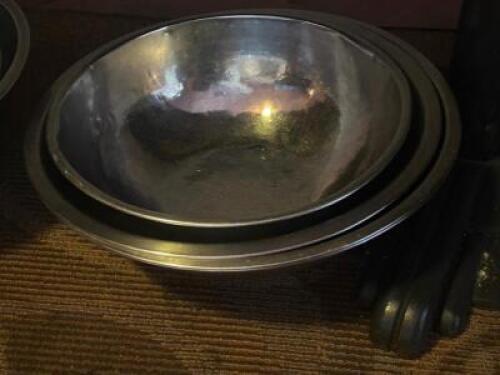 (3) - STAINLESS MIXING BOWLS